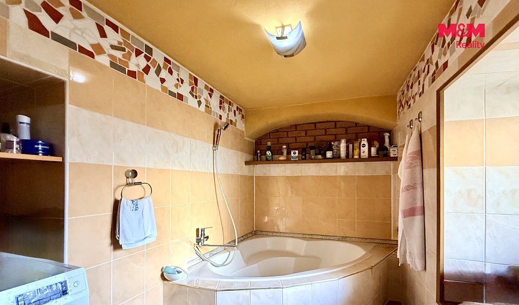 Prodej domu 150 m² s pozemkem 472 m², Znojmo – náhled fotky 26