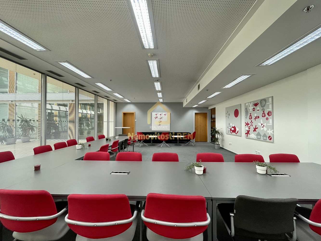 Pronájem kanceláře 84 m² — photo 4