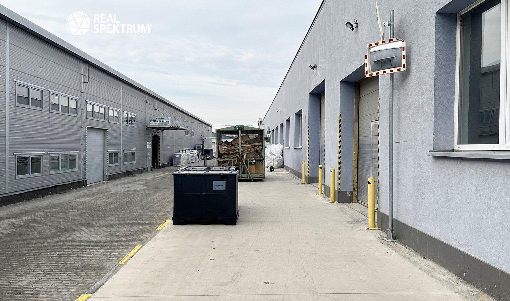 Pronájem skladovacích prostor 650 m², Kuřim – náhled fotky 3