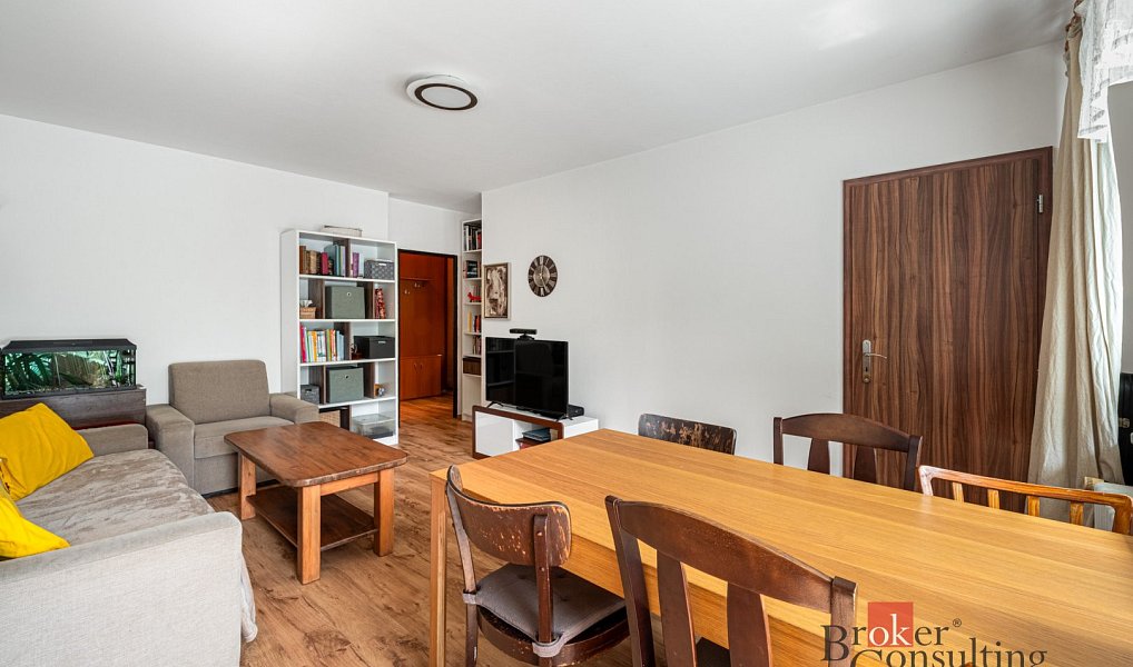 Prodej bytu 3+kk 70 m², Praha – náhled fotky 2