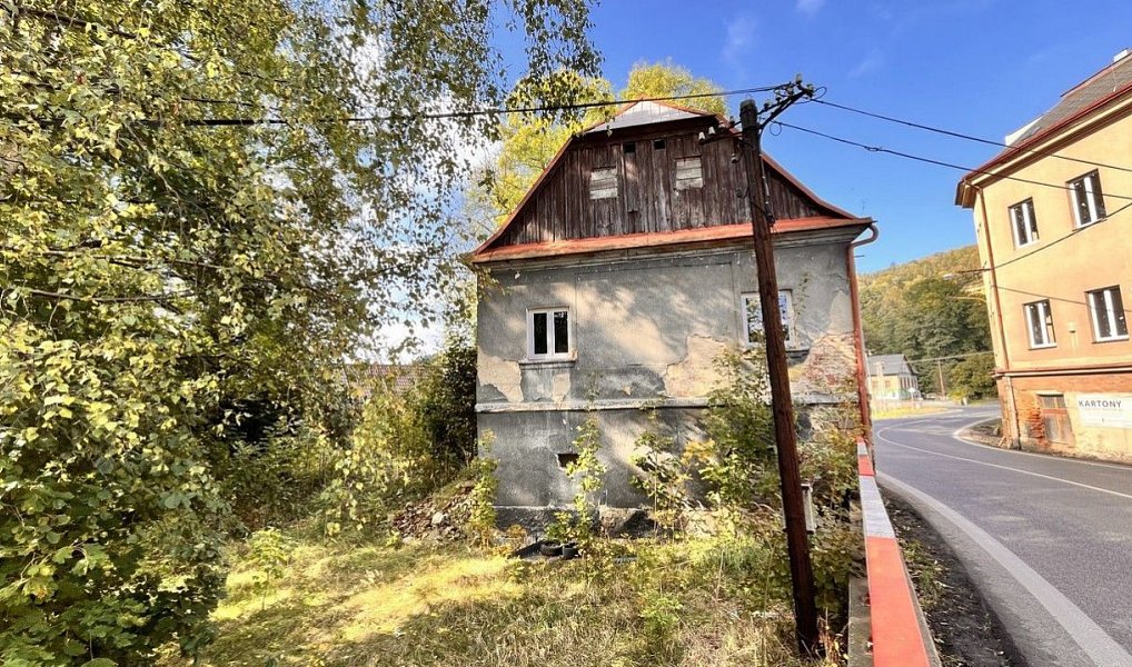 Prodej domu 200 m² s pozemkem 326 m², Česká Kamenice – náhled fotky 2