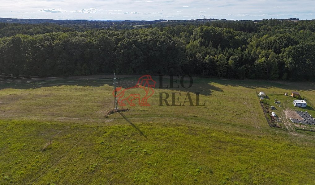 Prodej stavebního pozemku 1 289 m², Velké Popovice – náhled fotky 3