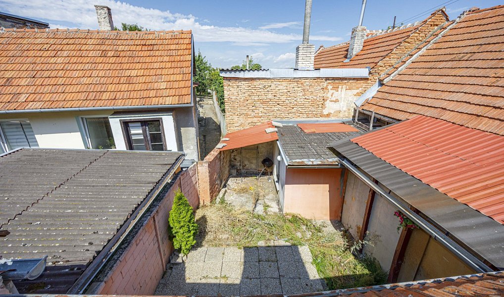 Prodej domu 220 m² s pozemkem 202 m², Koryčany – náhled fotky 3
