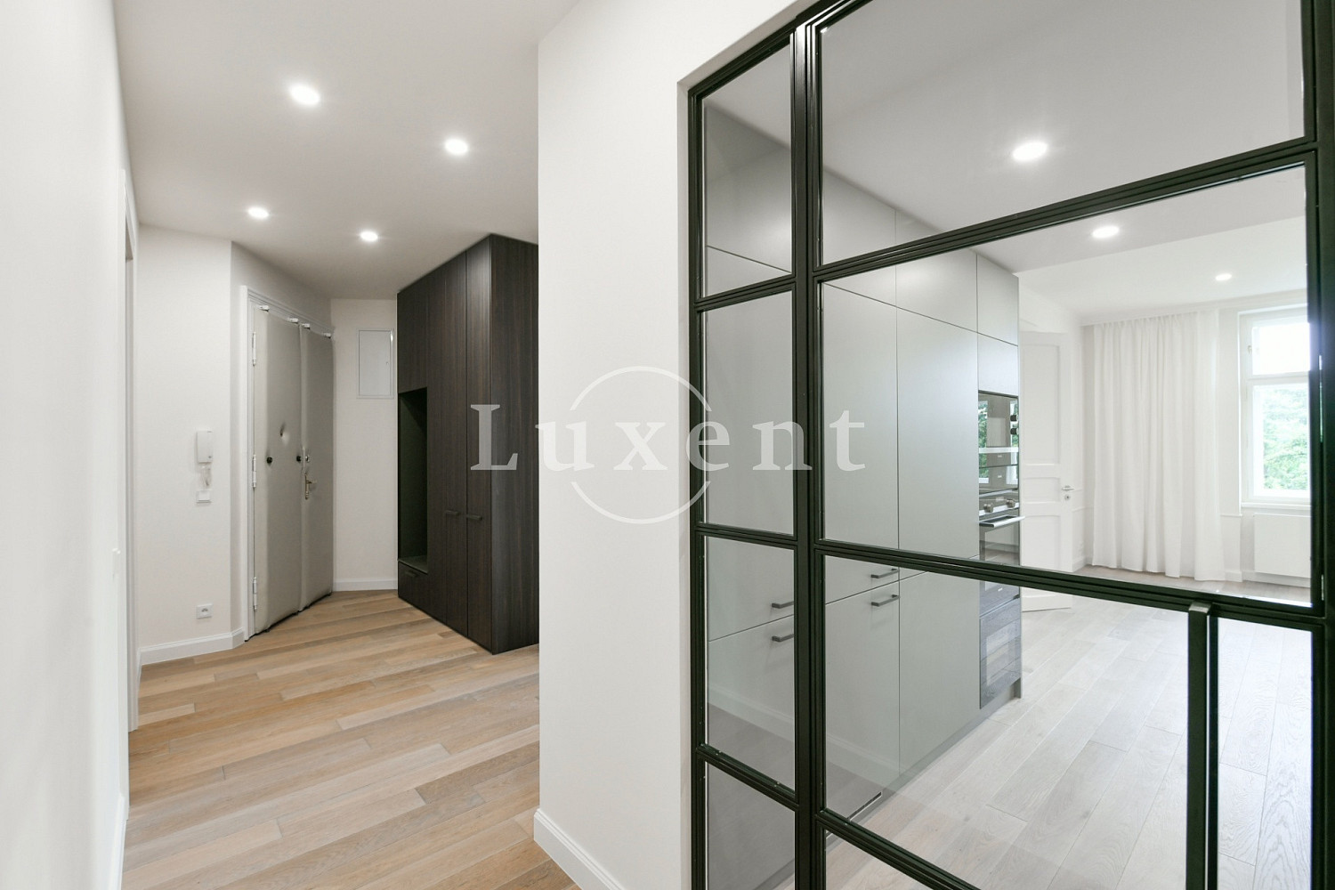 Pronájem bytu 4+kk 107 m² – pohled 6