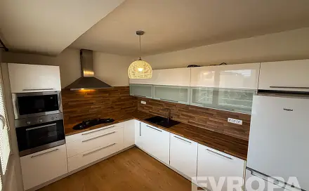 Prodej bytu 3+1 78 m², Holasická, Opava - Kateřinky