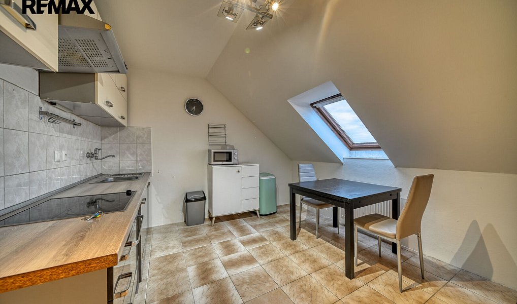 Prodej bytu 2+1 52 m², Nymburk – náhled fotky 8