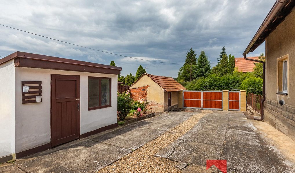 Prodej domu 322 m² s pozemkem 498 m², Nová Ves – náhled fotky 27
