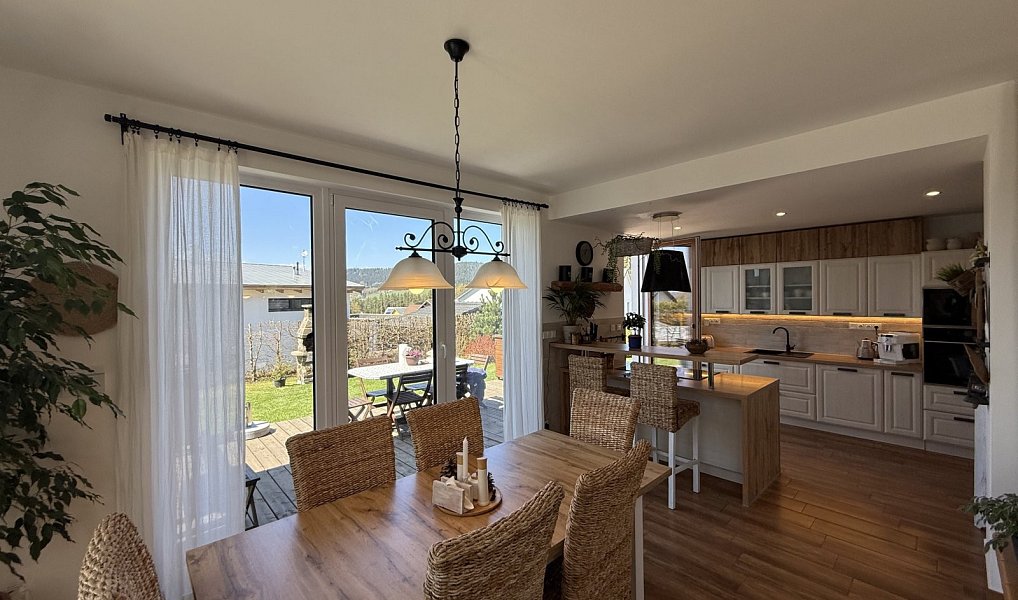 Prodej domu 170 m² s pozemkem 721 m², Lipno nad Vltavou – náhled fotky 9