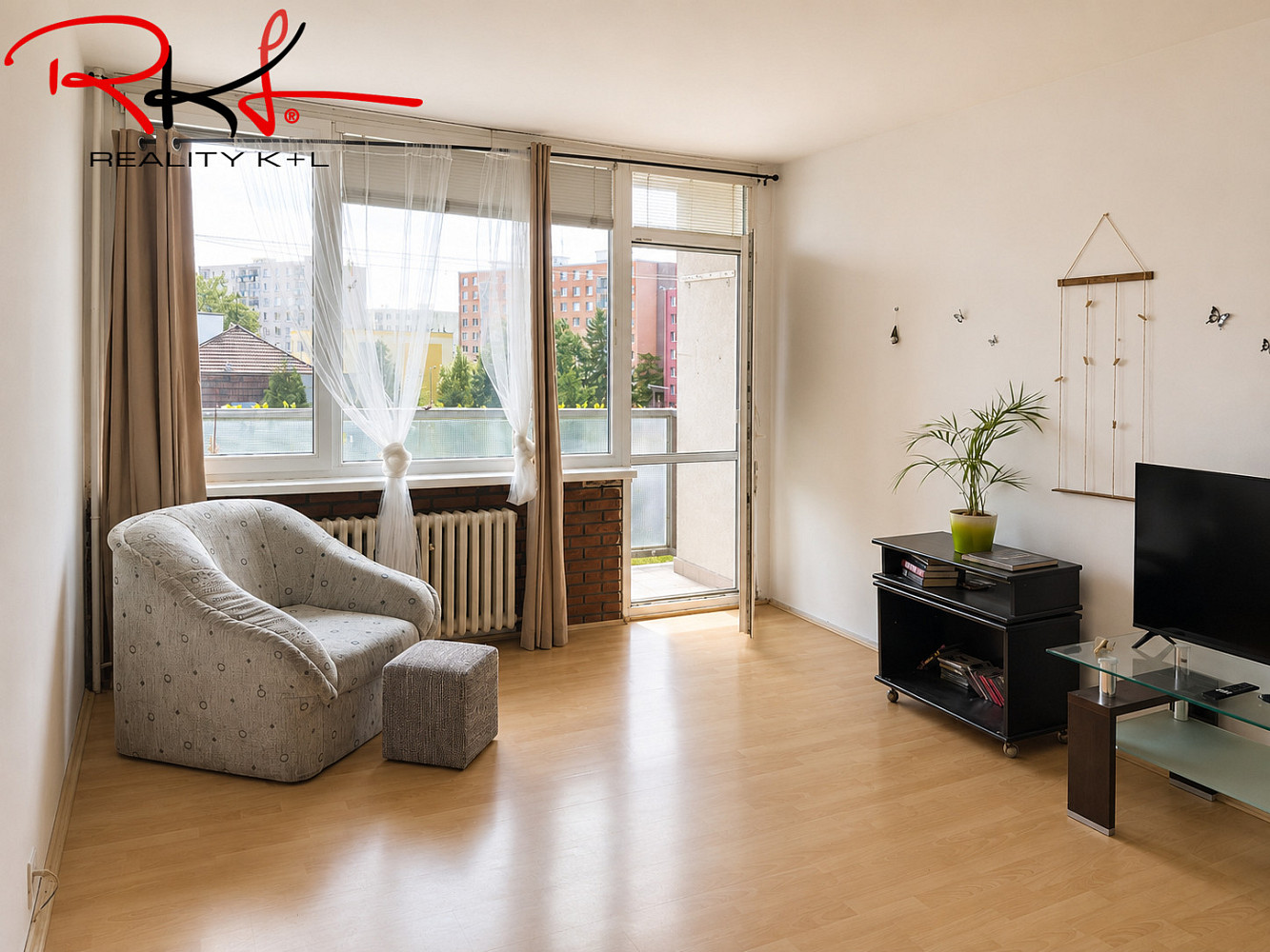 Prodej bytu 2+1 56 m² – fotografie 2