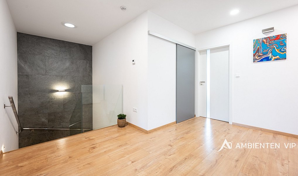 Prodej domu 176 m² s pozemkem 506 m², Ochoz u Brna – náhled fotky 32