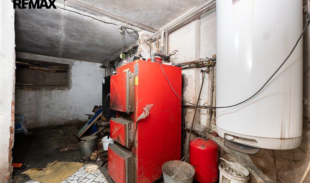 Prodej domu 225 m² s pozemkem 3 499 m², Litvínov – náhled fotky 40