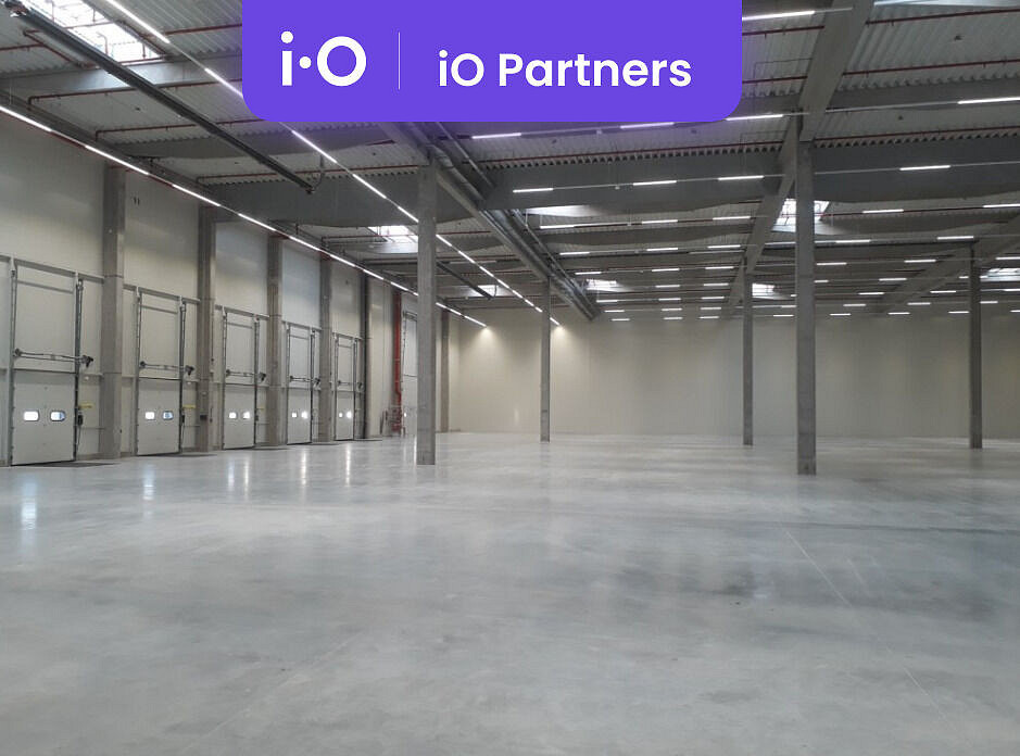 Pronájem skladovacích prostor 10 243 m²