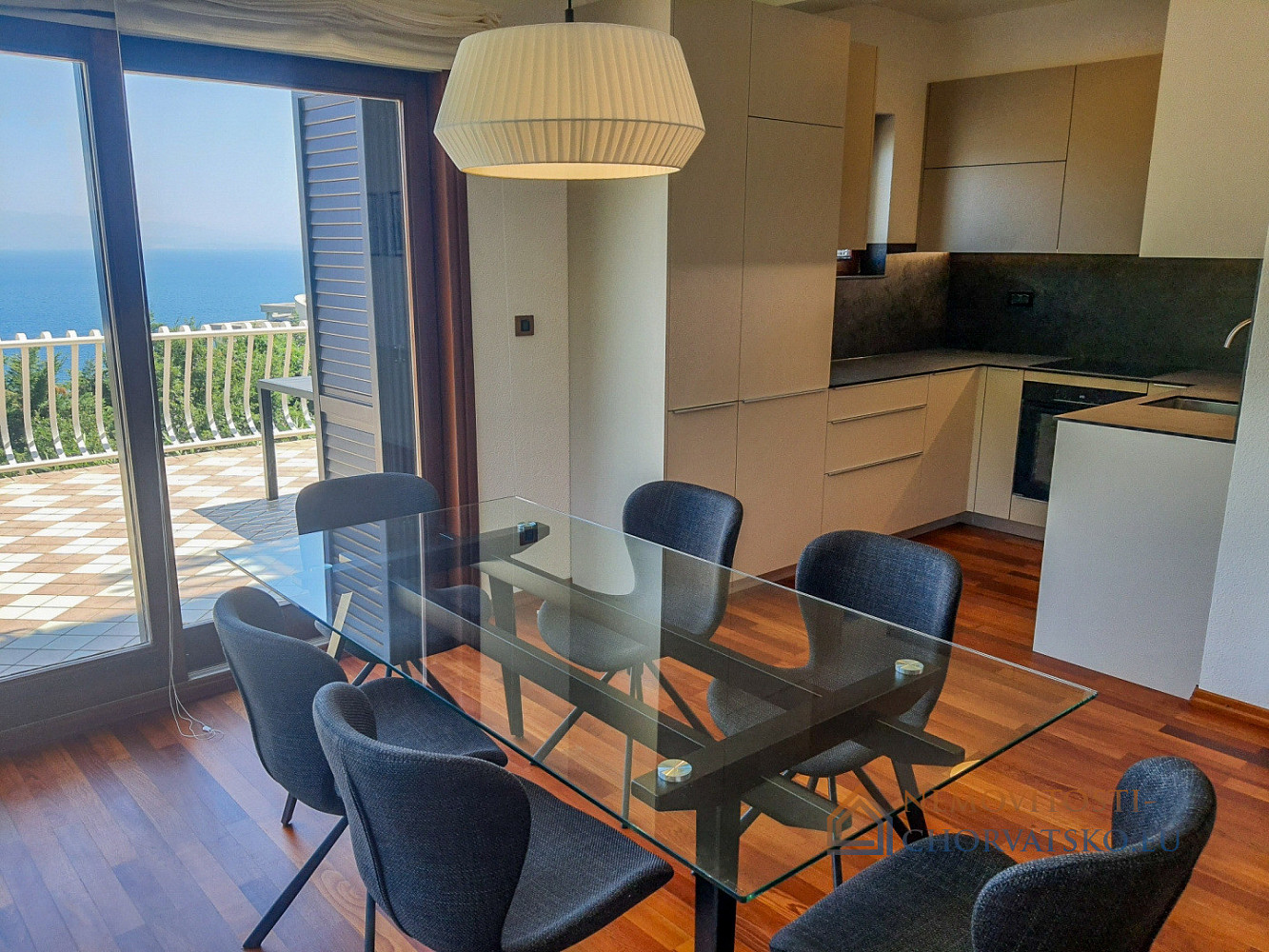 Pronájem bytu 2+kk 101 m² - Widok 5