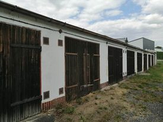 Garáž 20 m2, ul. Palackého, Nádražní – fotografie 2