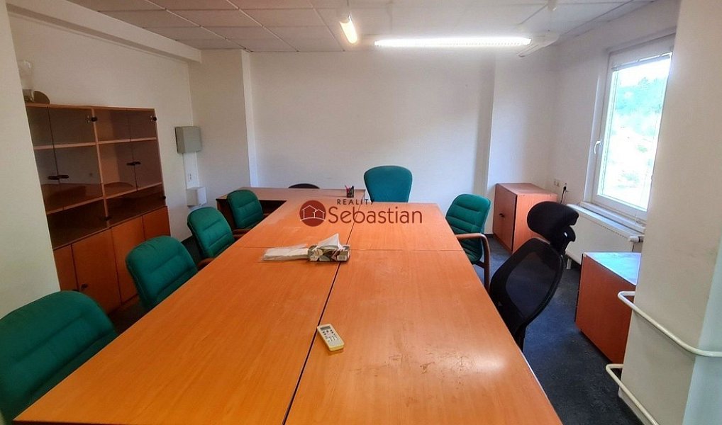 Pronájem výrobních prostor 340 m², Hradec Králové – náhled fotky 6