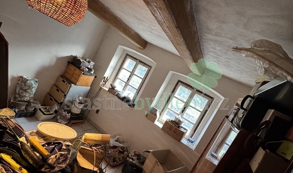 Prodej domu 230 m² s pozemkem 2 028 m², Volfartice – náhled fotky 3
