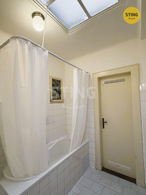 Pronájem bytu 1+kk 43 m² – fotografie 4