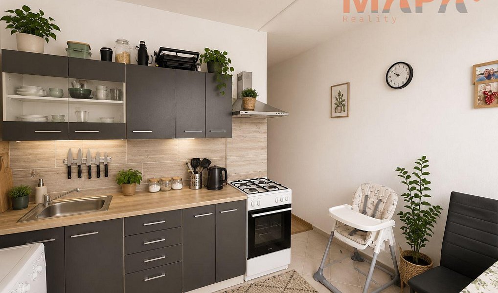 Pronájem bytu 2+1 57 m², Chomutov – náhled fotky 2