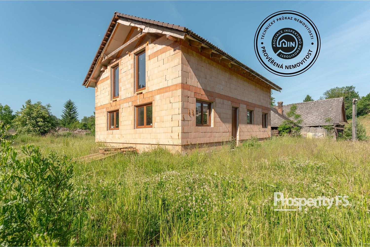 Prodej domu 133 m² s pozemkem 2 184 m²
