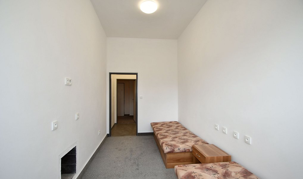 Prodej ubytovacího objektu 1 415 m², Hodonín – náhled fotky 8