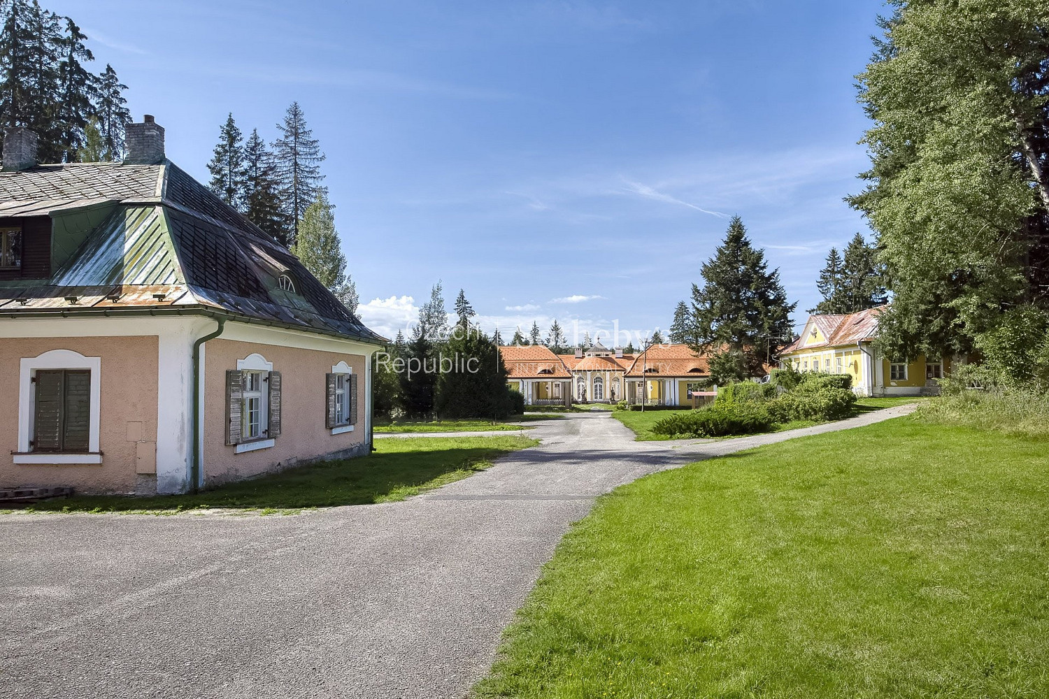 Prodej domu 2 500 m² s pozemkem 22 197 m² – fotografie 4