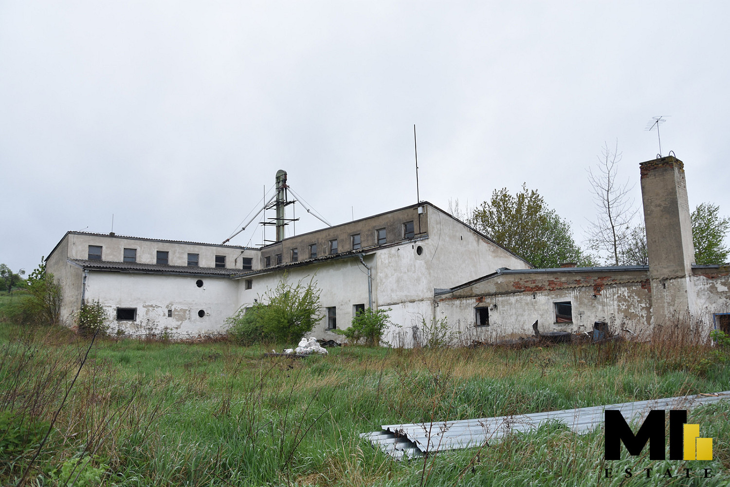Prodej skladovacích prostor 1 356 m²