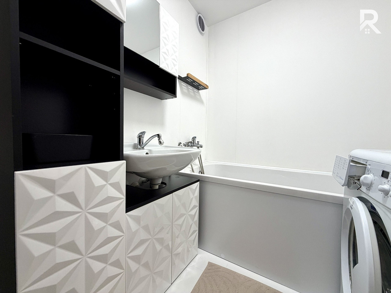 Pronájem bytu 3+1 63 m² — photo 2