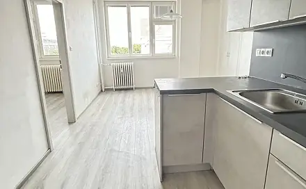 Pronájem bytu 2+kk 47 m², Hollarovo náměstí, Praha 3 - Vinohrady
