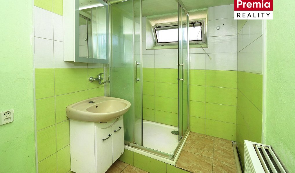 Prodej domu 230 m² s pozemkem 833 m², Strachotice – náhled fotky 13