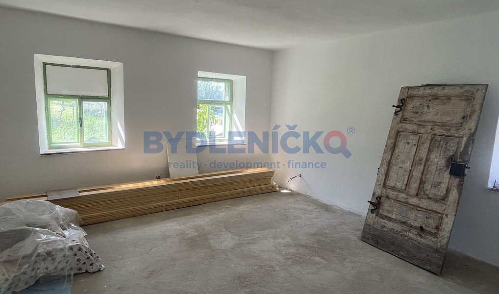 Prodej chaty/chalupy 1 123 m² s pozemkem 2 018 m², Křemže – náhled fotky 15