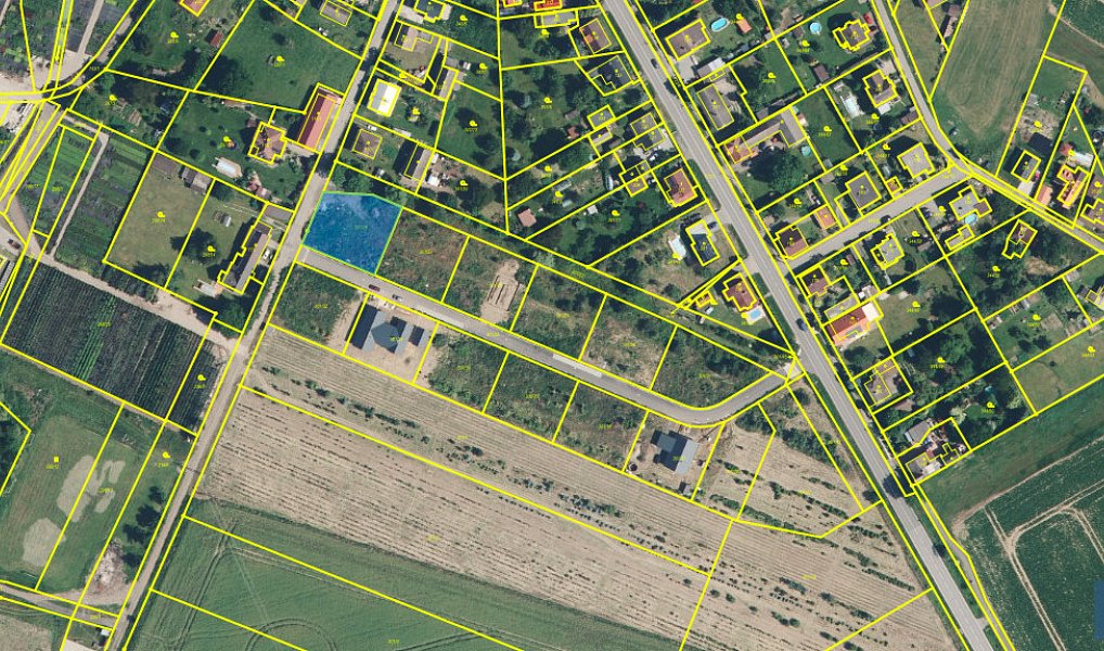 Prodej stavebního pozemku 1 101 m², Boseň – náhled fotky 2
