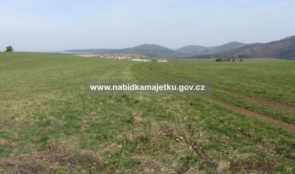 Prodej pozemku 2 215 m², Ostrovec-Lhotka – náhled fotky 3