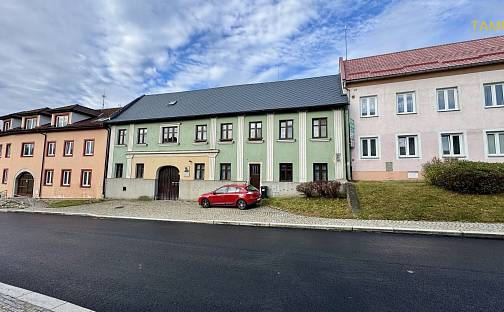 Pronájem bytu 1+kk 28 m², nám. Sv. J. Nepomuckého, Studená, okres Jindřichův Hradec