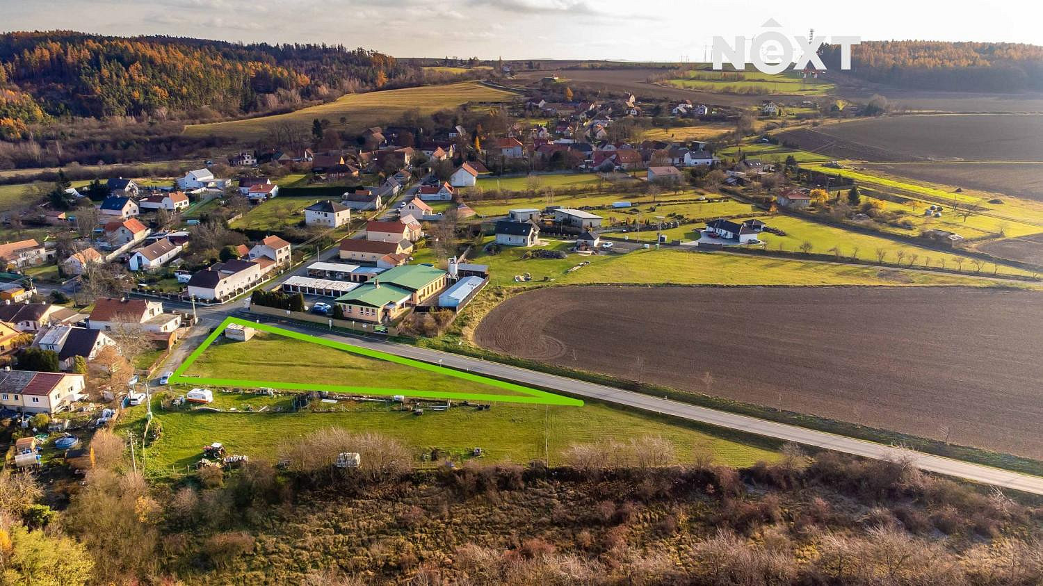 Prodej stavebního pozemku 1 672 m²