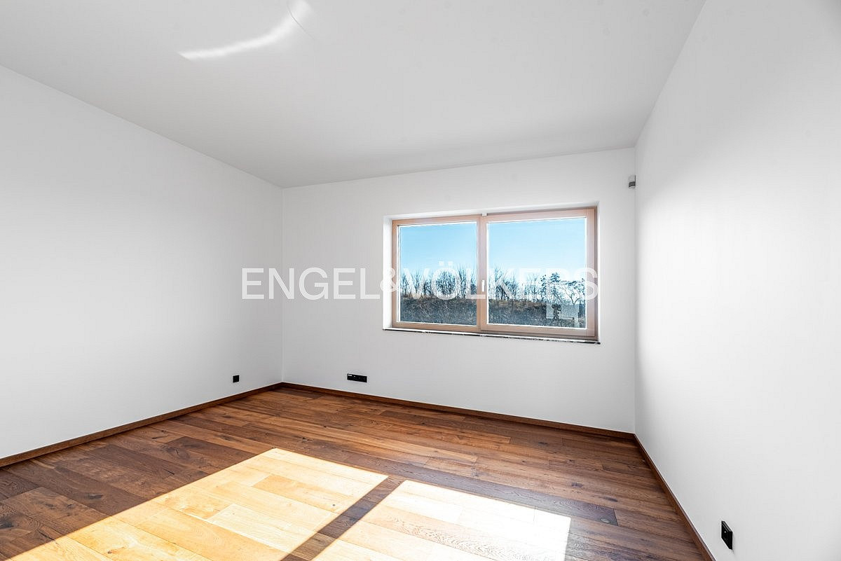 Pronájem domu 195 m² s pozemkem 605 m² — photo 5