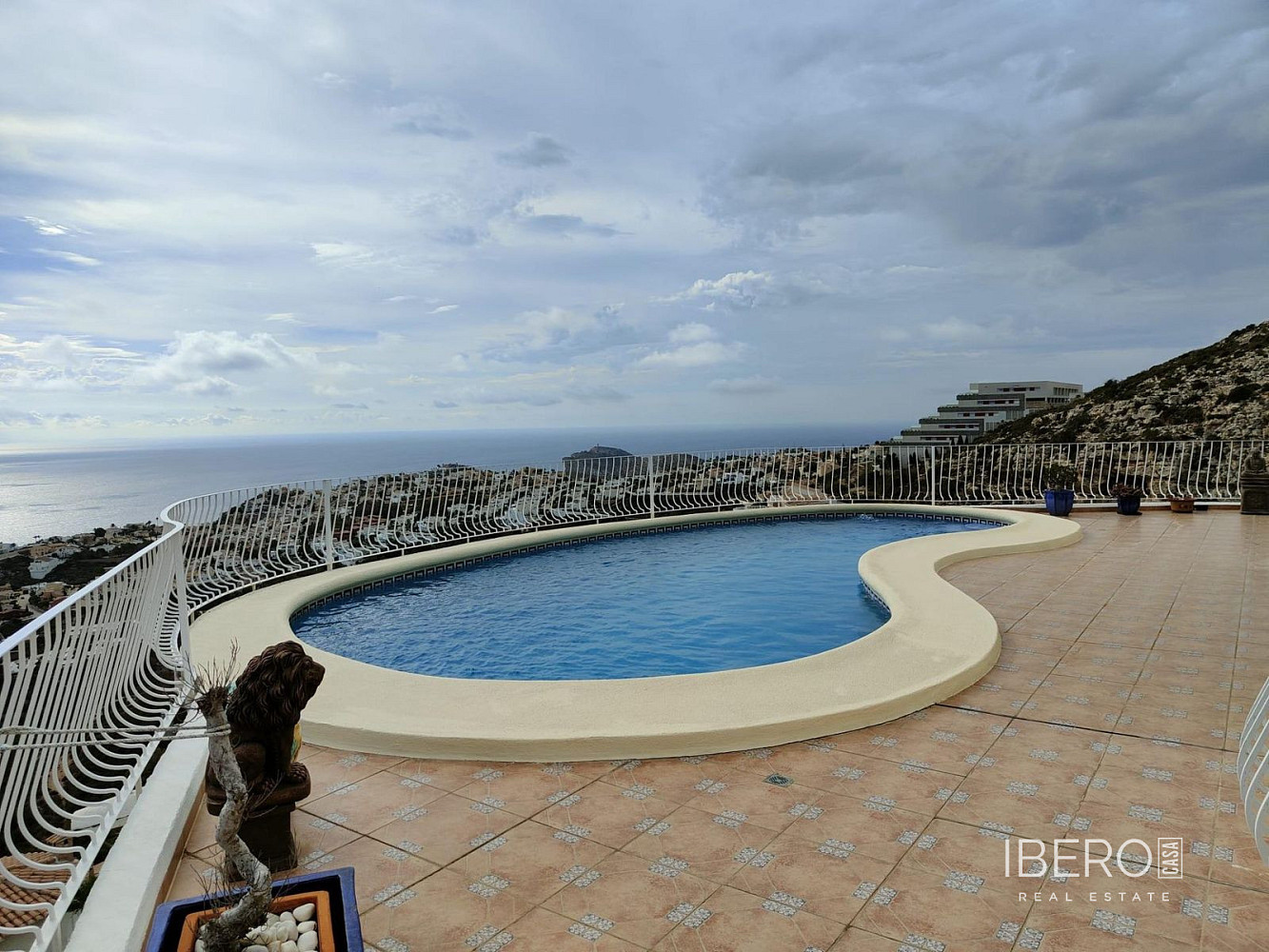 Prodej domu 209 m² s pozemkem 1 163 m² - Més