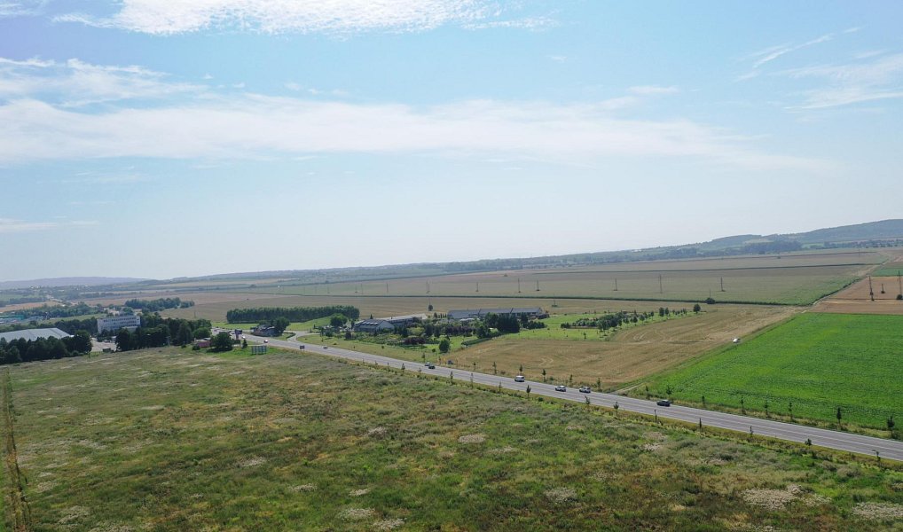 Prodej komerčního pozemku 3 811 m², Velká Bystřice – náhled fotky 3