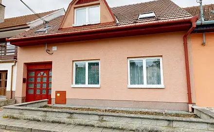 Prodej domu 202 m² s pozemkem 246 m², Dražovice, okres Vyškov