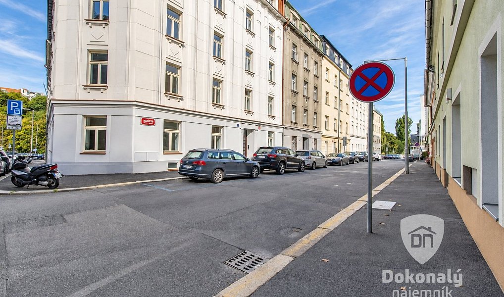Pronájem bytu 2+kk 57 m², Praha – náhled fotky 20