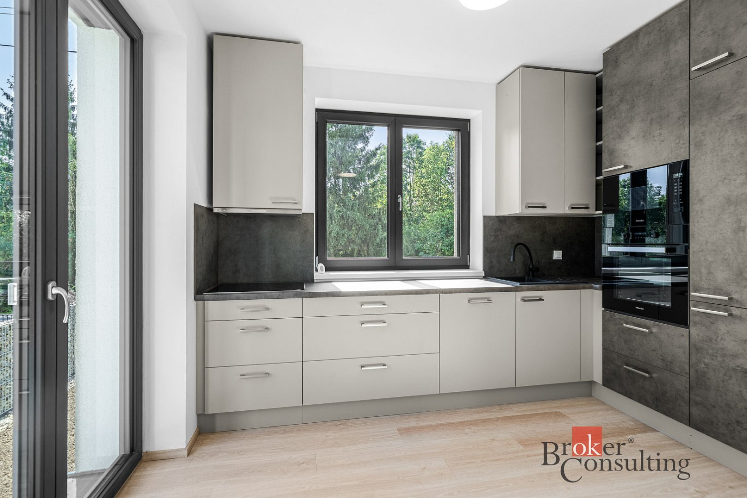 Prodej domu 116 m² s pozemkem 202 m² – fotografie 2