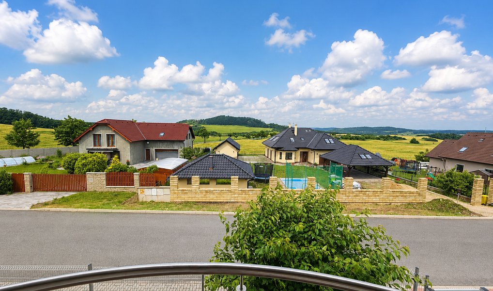 Prodej domu 148 m² s pozemkem 908 m², Tmaň – náhled fotky 13