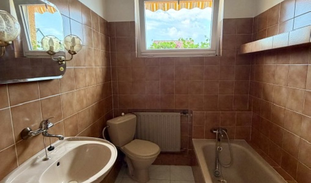 Prodej domu 170 m² s pozemkem 522 m², Kladno – náhled fotky 24