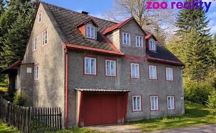 Prodej domu 200 m² s pozemkem 637 m², Husova, Vejprty, okres Chomutov
