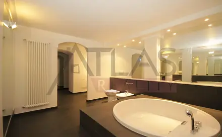 Pronájem bytu 3+1 134 m², Hořejší nábřeží, Praha 5 - Smíchov