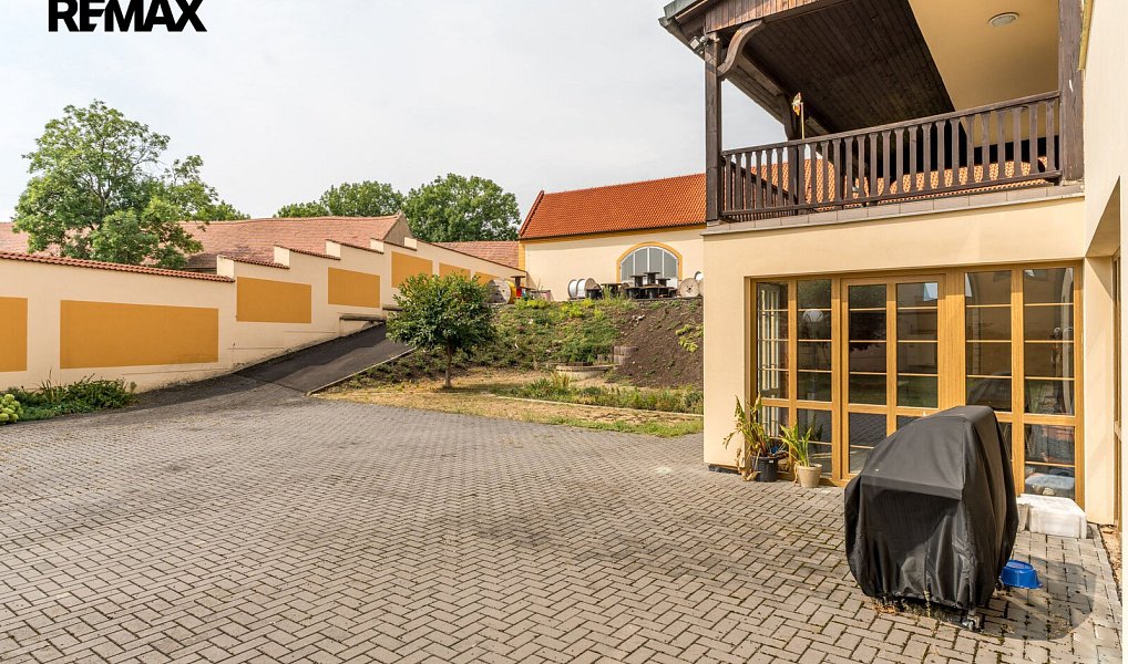 Prodej skladovacích prostor 1 050 m², Slatina – náhled fotky 47