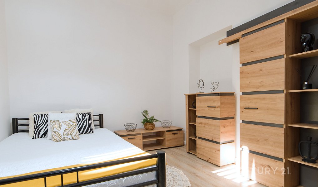 Pronájem bytu 1+kk 28 m², Praha – náhled fotky 4
