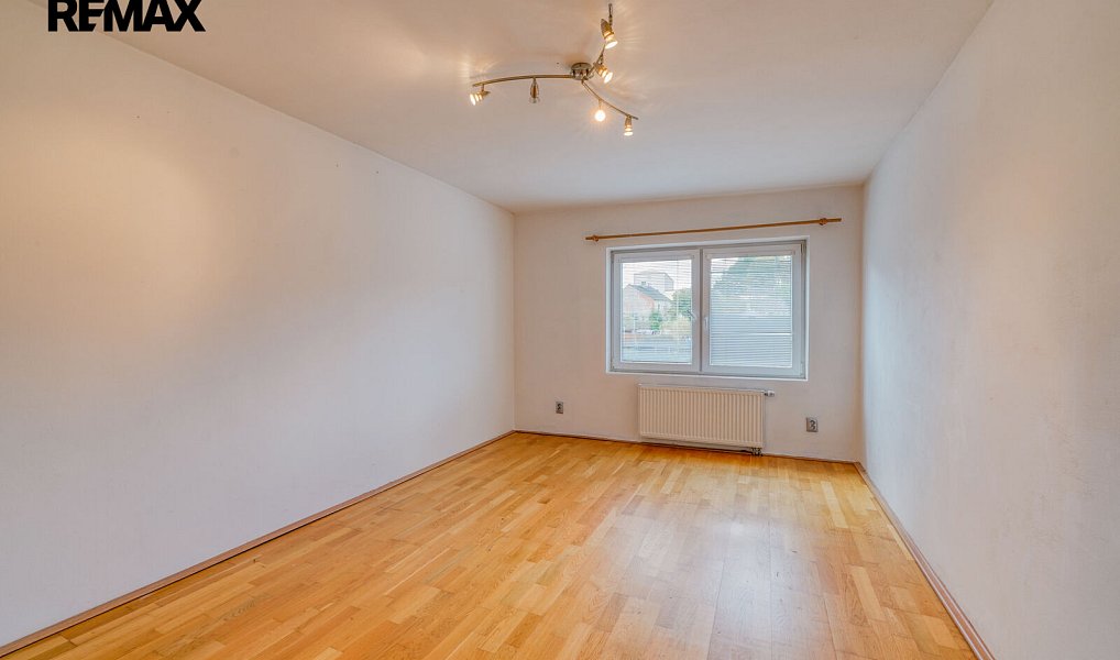 Prodej domu 323 m² s pozemkem 1 638 m², Bochov – náhled fotky 17