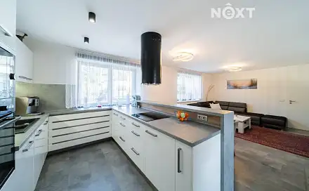 Prodej domu 120 m² s pozemkem 477 m², Lhota