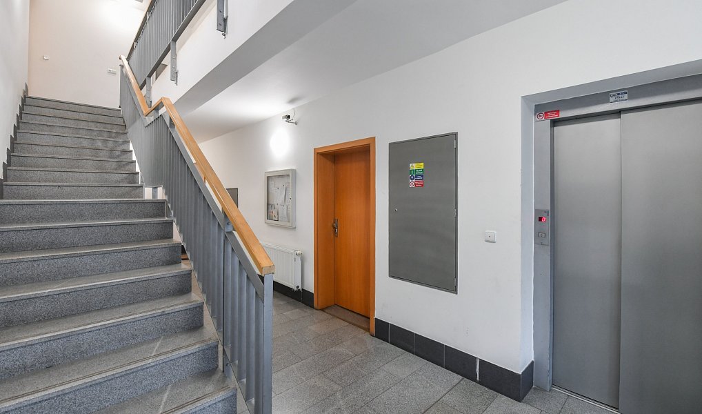 Prodej bytu 3+kk 88 m², Praha – náhled fotky 19