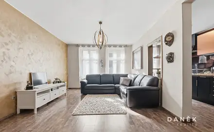 Prodej domu 210 m² s pozemkem 214 m², Jana Schwarze, Ivančice, okres Brno-venkov